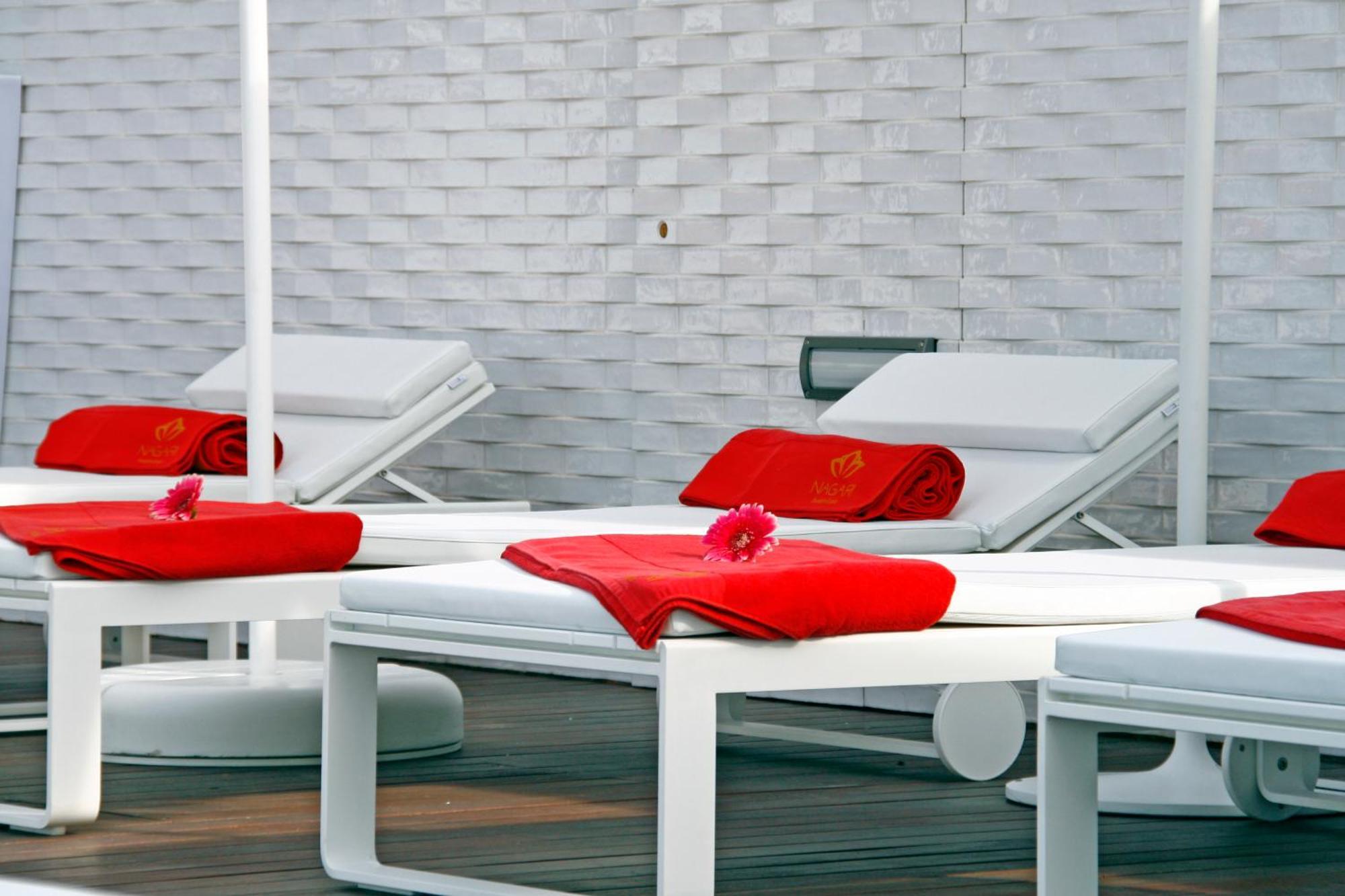 Gran Hotel Nagari Boutique & Spa Vigo Eksteriør billede The pool at the Mandarin Oriental, Munich