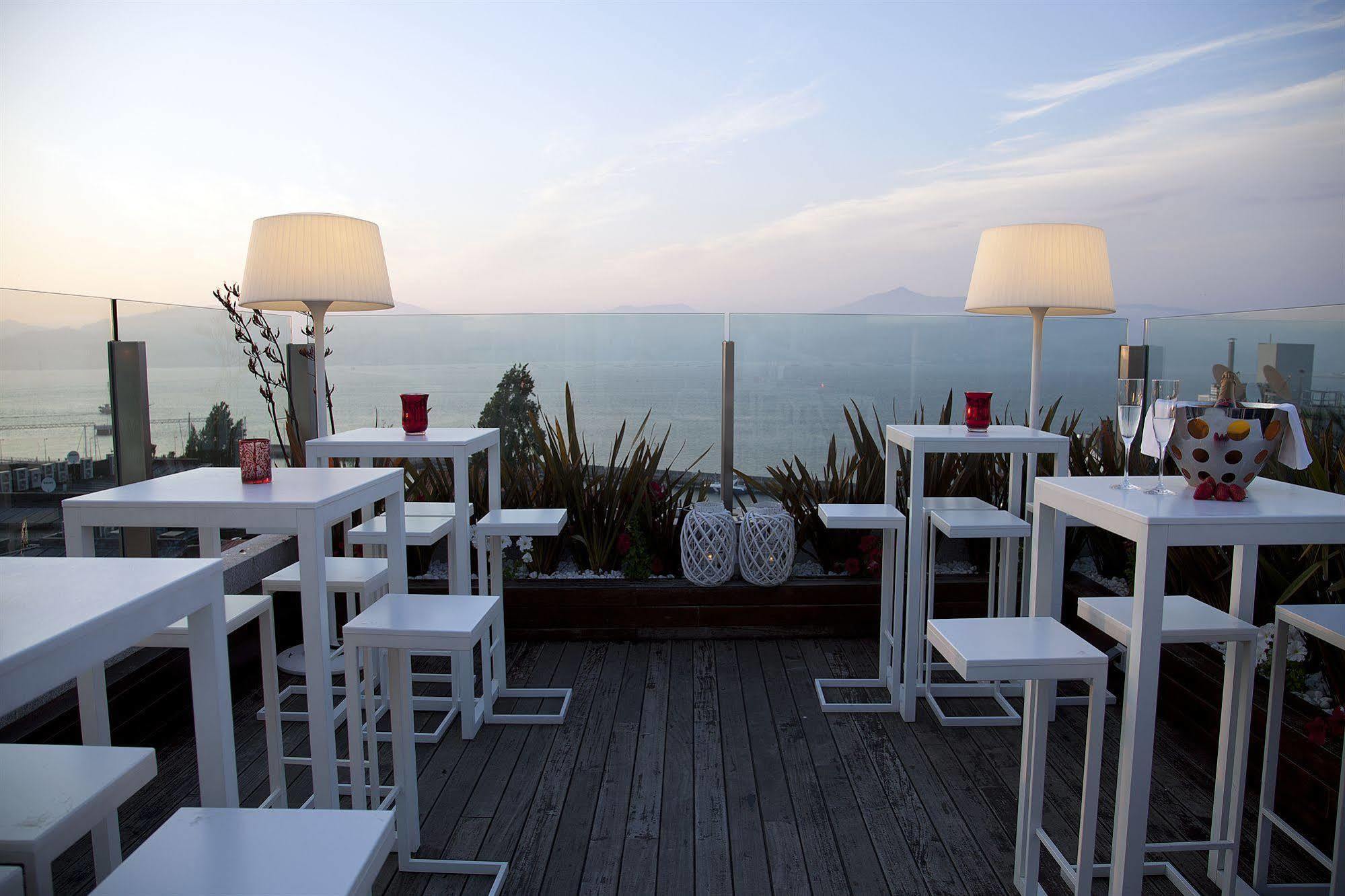 Gran Hotel Nagari Boutique & Spa Vigo Eksteriør billede The Sky Bar